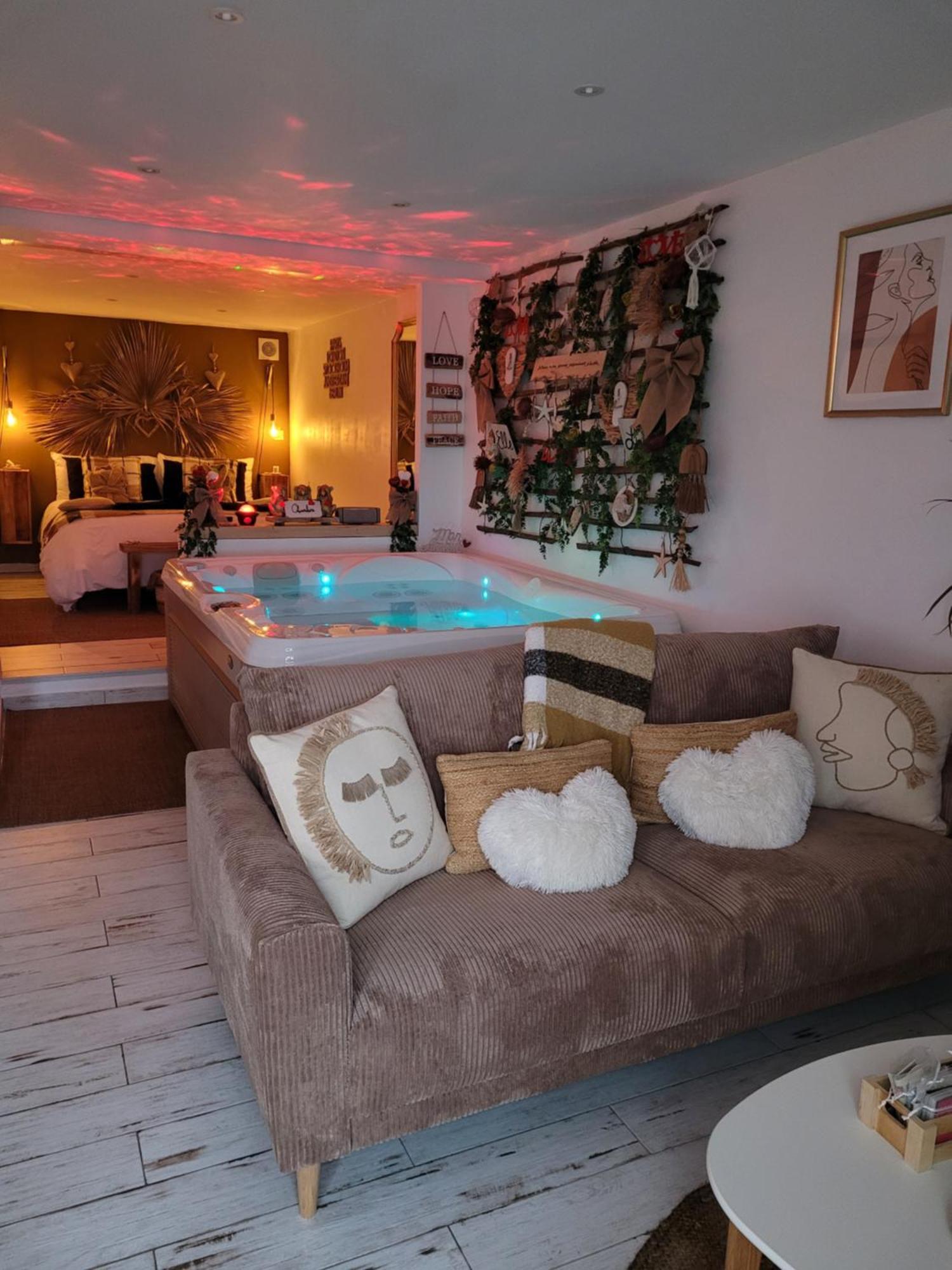 Suite & Spa Just Dream 28 ซิ-ฟูร์-เล-ปลาจ ภายนอก รูปภาพ